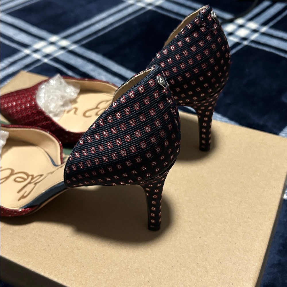 Sam Edelman Red Textured Heels size 8 - Picture 4 of 6